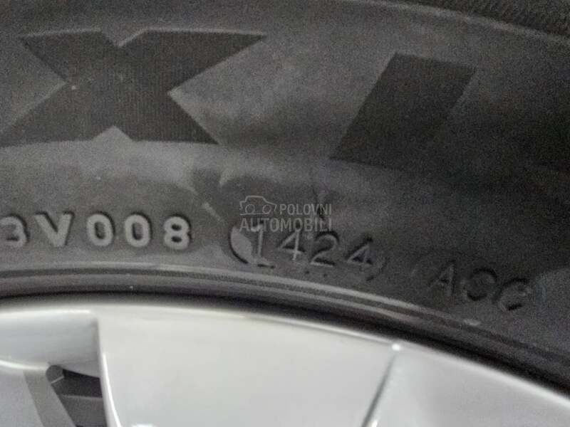 Maxxis 215/55 R18 Zimska