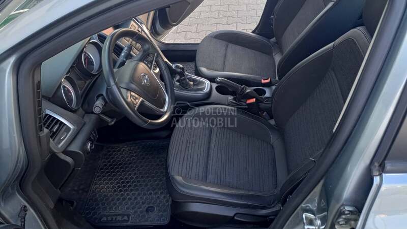 Opel Astra J 1.7 CDTI