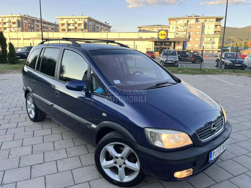 Opel Zafira 