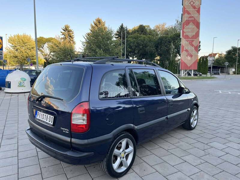 Opel Zafira 