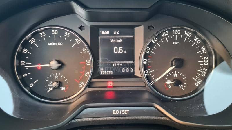 Škoda Octavia 1.6TDI  GREENLINE