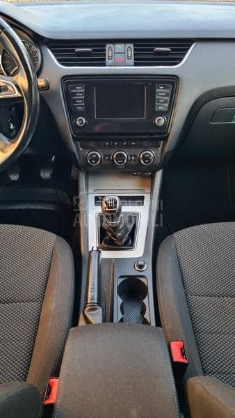 Škoda Octavia 1.6TDI  GREENLINE