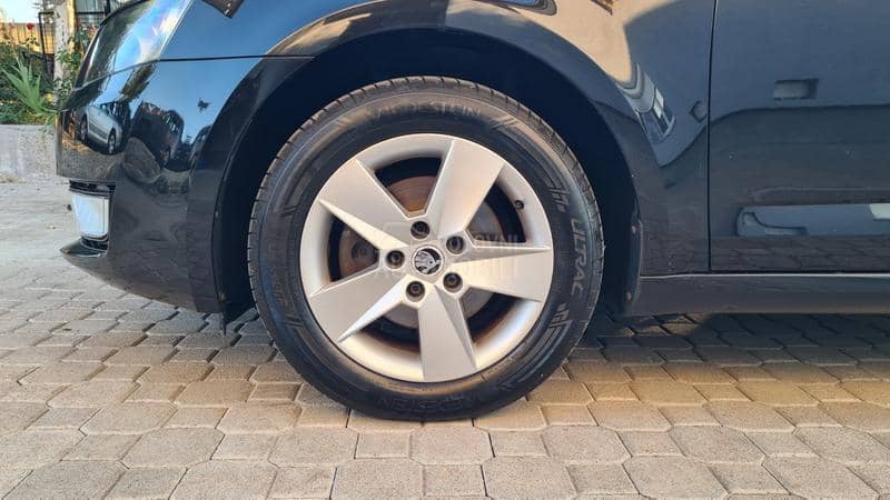 Škoda Octavia 1.6TDI  GREENLINE