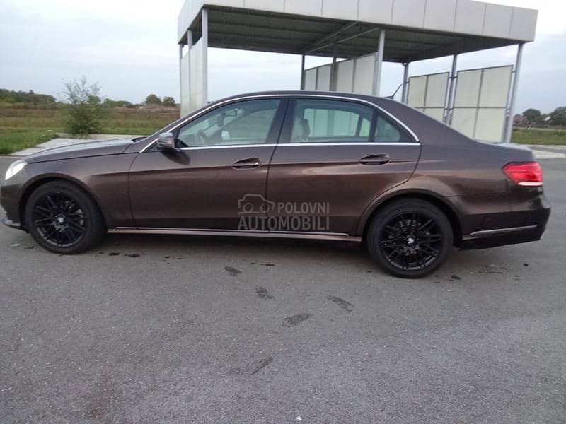 Mercedes Benz E 200 snizeno