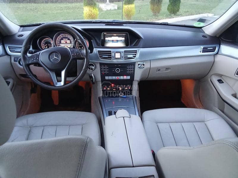 Mercedes Benz E 200 snizeno