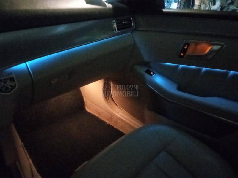 Mercedes Benz E 200 snizeno