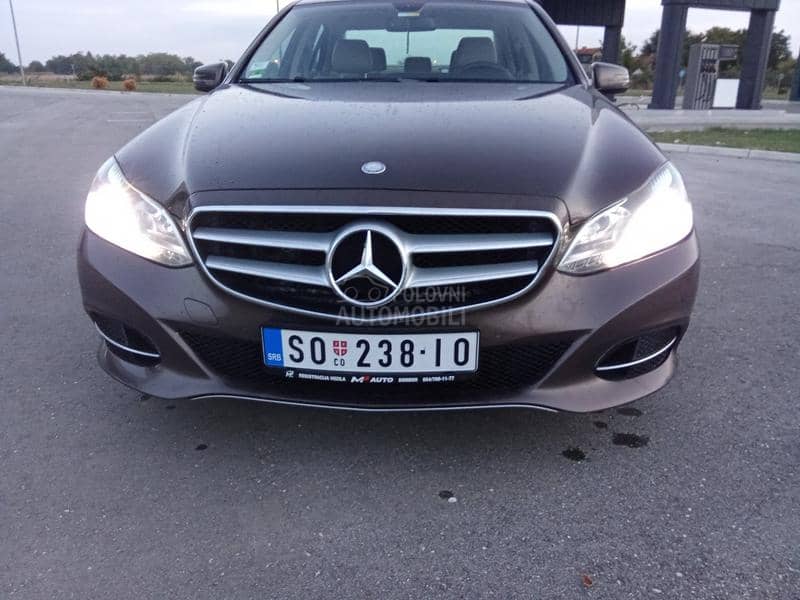 Mercedes Benz E 200 snizeno