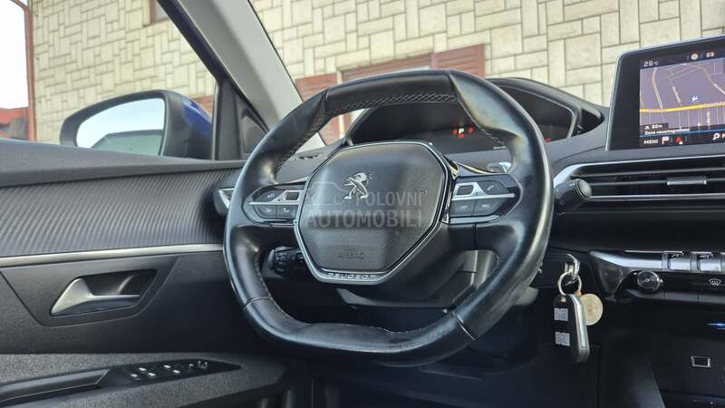Peugeot 3008 //A U T - L E D//
