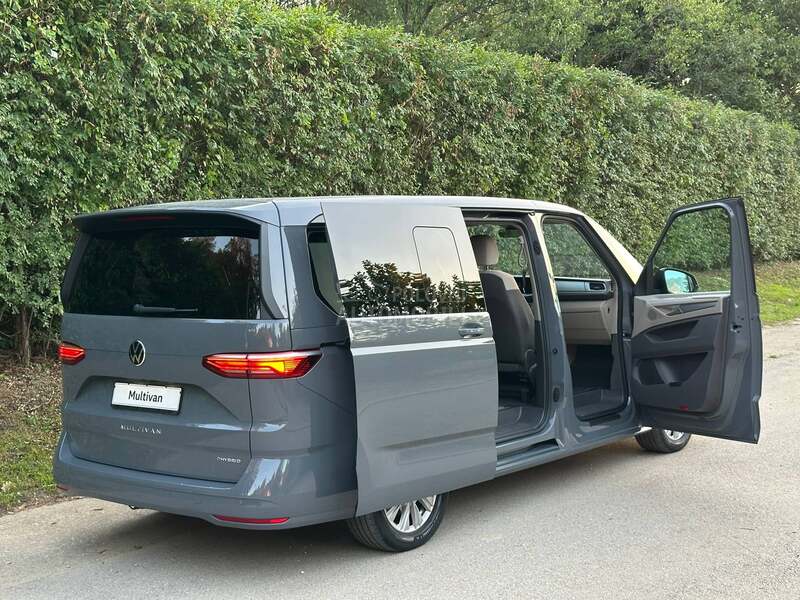 Volkswagen Multivan E-Hybrid T7 Long LED