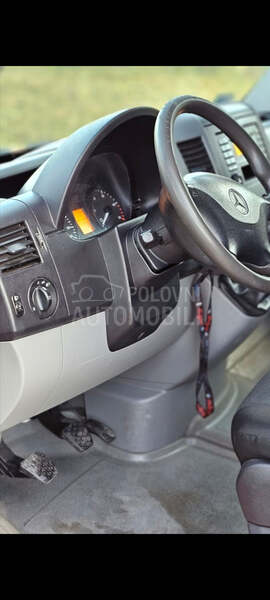 Mercedes Benz Sprinter 