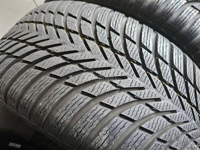 Nokian 275/50 R20 Zimska