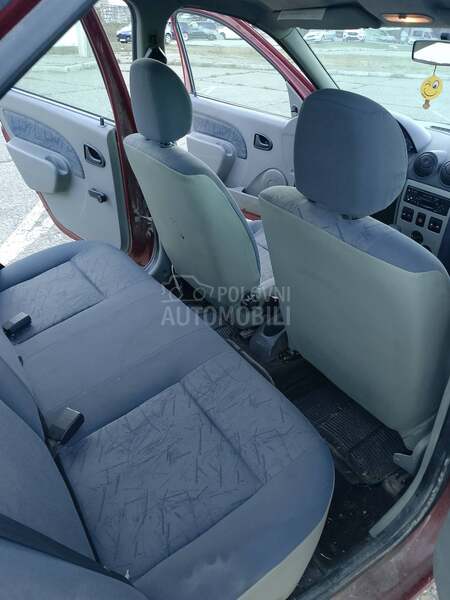 Dacia Logan 