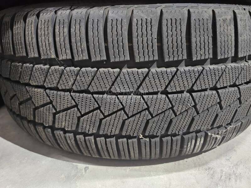 Continental 265/40 R21 Zimska