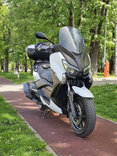 Yamaha X Max 400