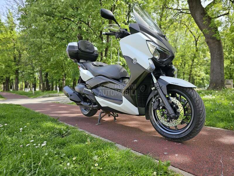 Yamaha X Max 400