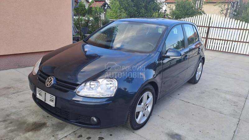 Volkswagen Golf 5 1,9 tdi n o v