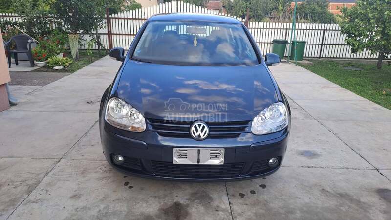 Volkswagen Golf 5 1,9 tdi n o v