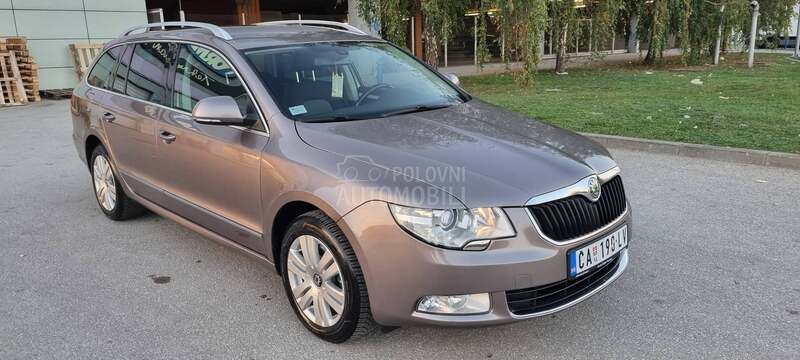 Škoda Superb 1.4 TSI Elegance