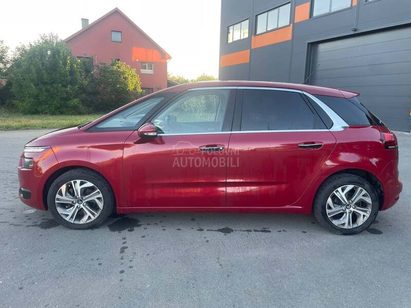 Citroen C4 Picasso 1.6hdi virtual led