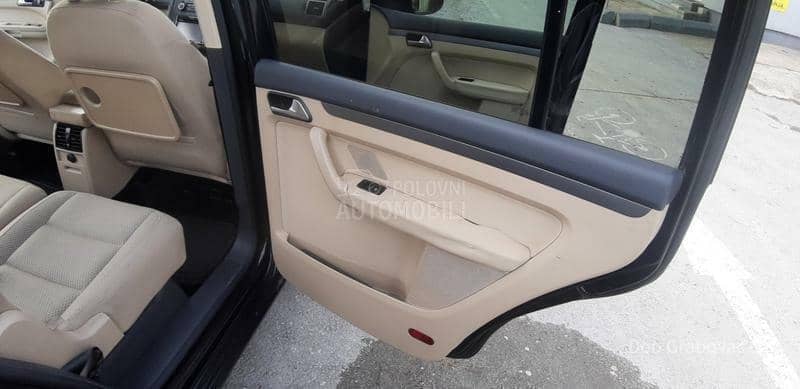 Volkswagen Touran 1.4 cng Volkswagen Touran 1.4 cng