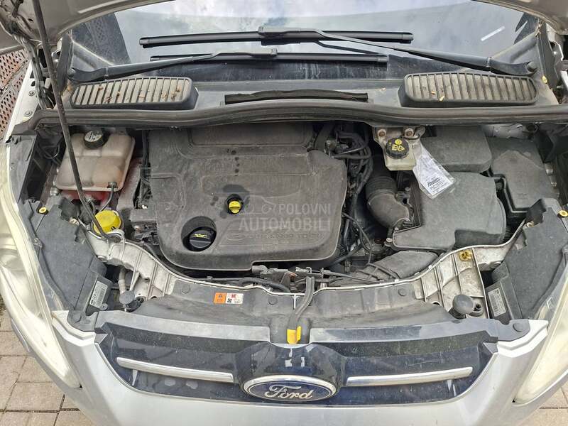 Ford C-Max 2013. god. -  kompletan auto u delovima