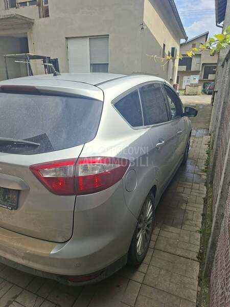 Ford C-Max 2013. god. -  kompletan auto u delovima