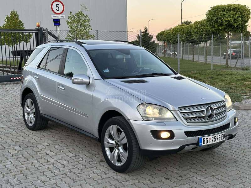 Mercedes Benz ML 320 