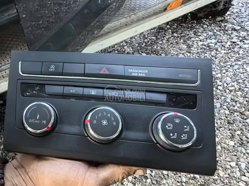 Seat Leon -  kompletan auto u delovima