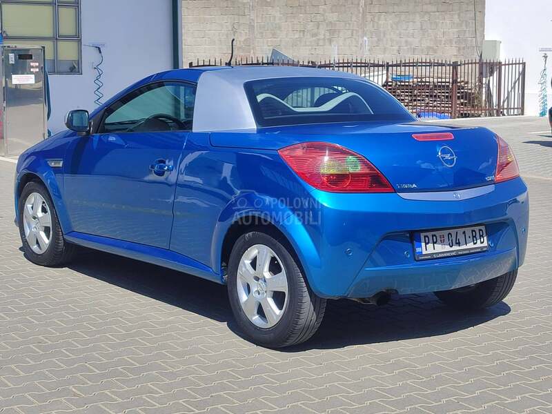 Opel Tigra 1.3 mjtd blue safire