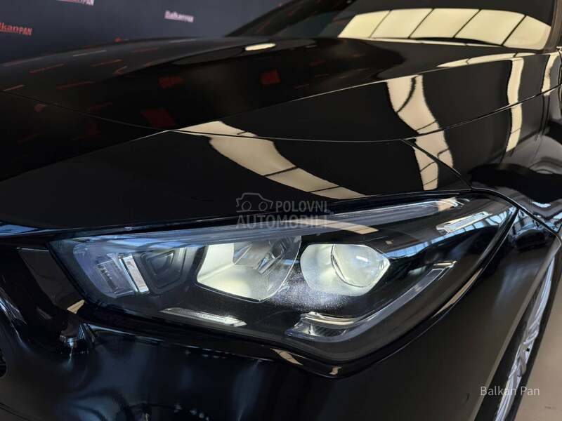 Mercedes Benz CLA 180 