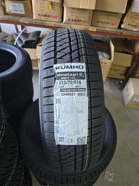 Kumho 215/70 R16 Zimska