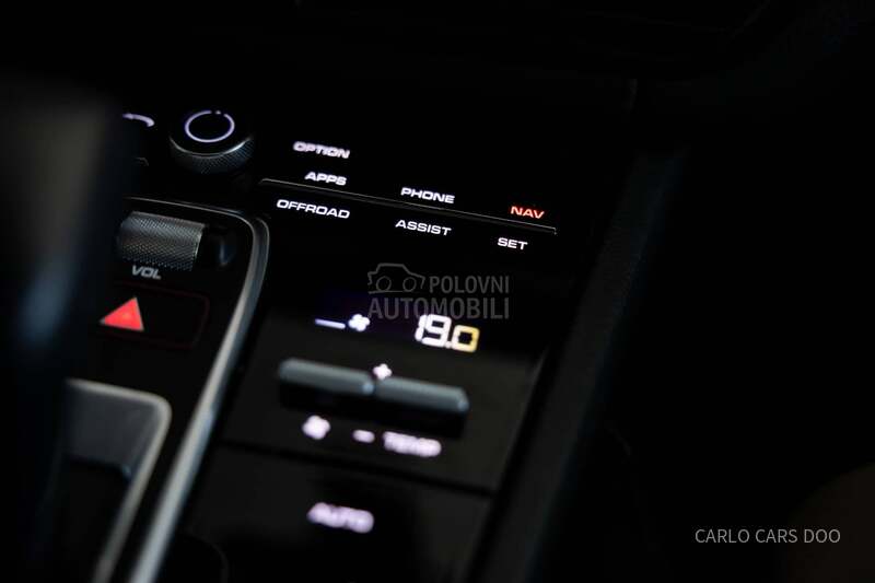 Porsche Cayenne e-Hybrid Rata od 800