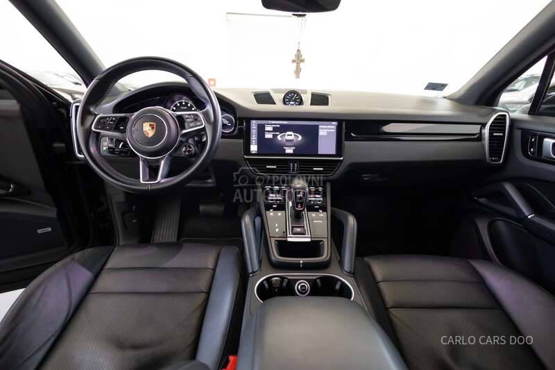Porsche Cayenne e-Hybrid Rata od 800