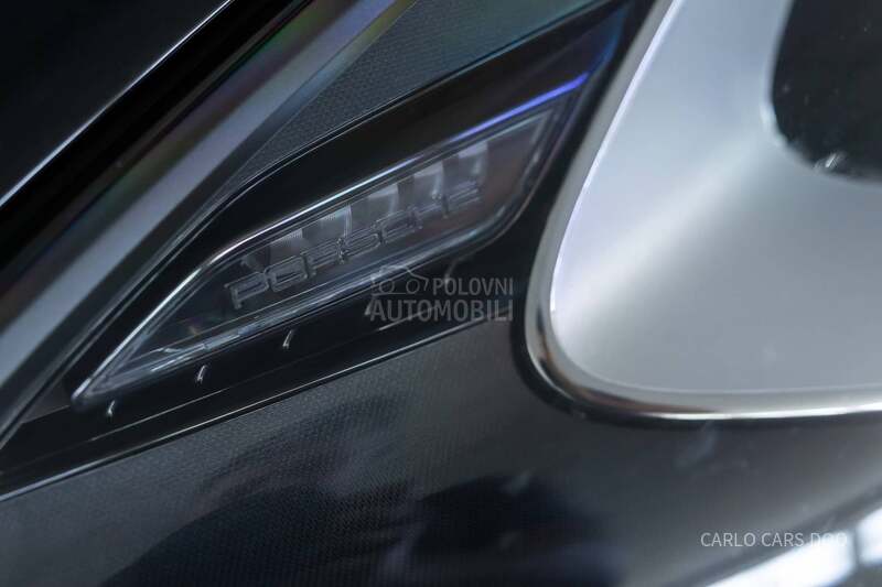 Porsche Cayenne e-Hybrid Rata od 800