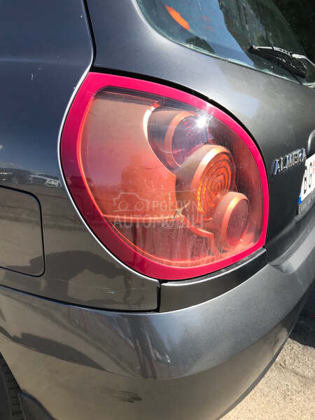 Nissan Almera 