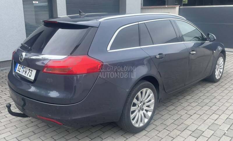 Opel Insignia 2010. god. -  kompletan auto u delovima