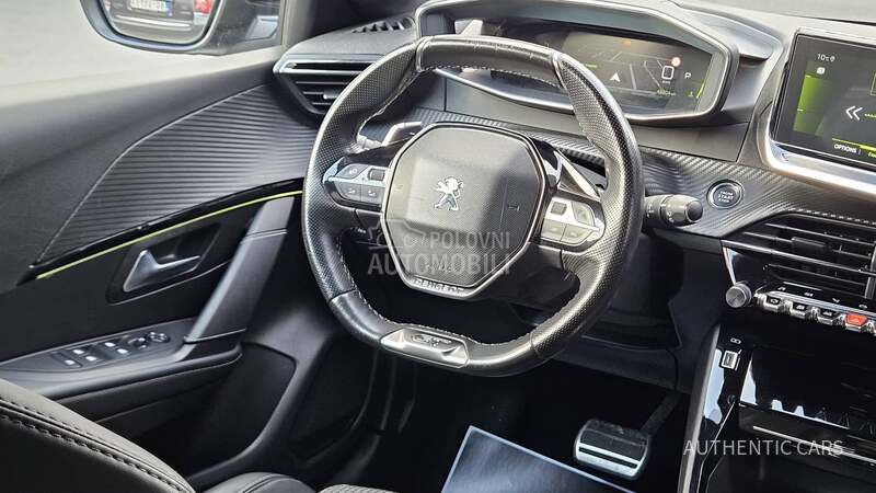 Peugeot 208 GT/3D/cam