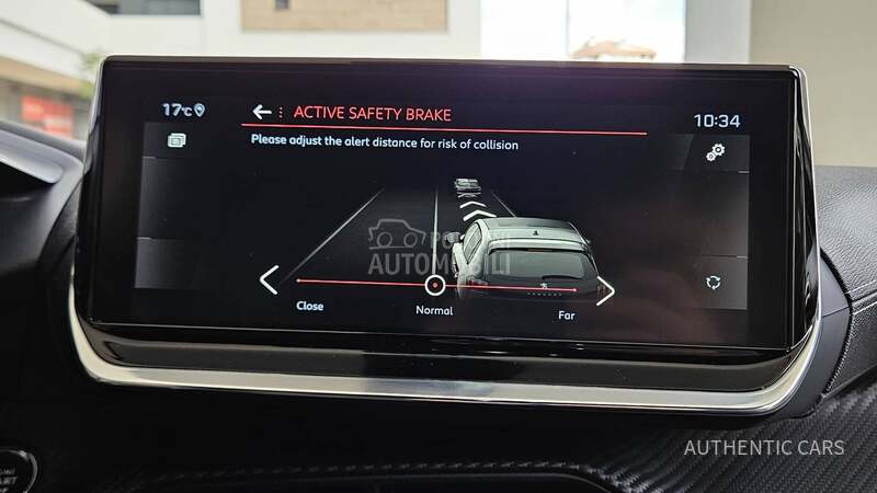 Peugeot 208 GT/3D/cam