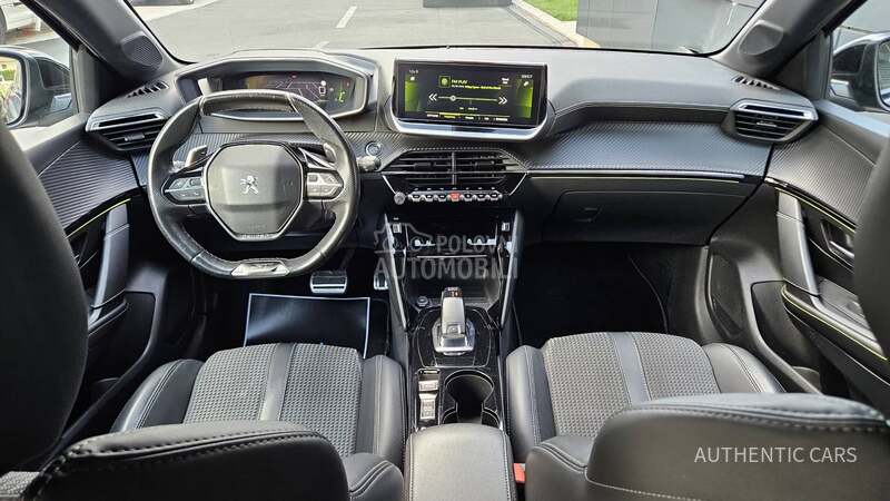 Peugeot 208 GT/3D/cam