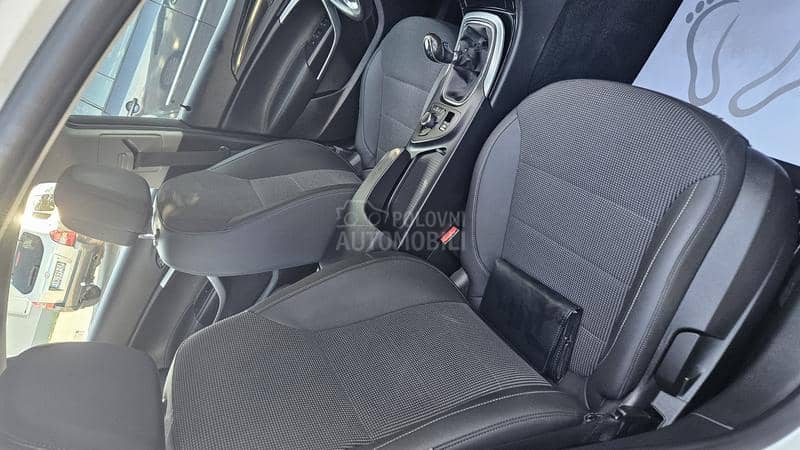 Opel Insignia 2.0CDTI