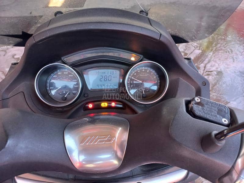 Piaggio mp3