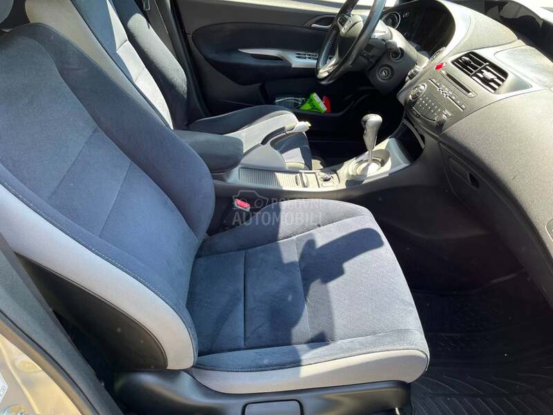 Honda Civic 1.8 PE Sport 5D