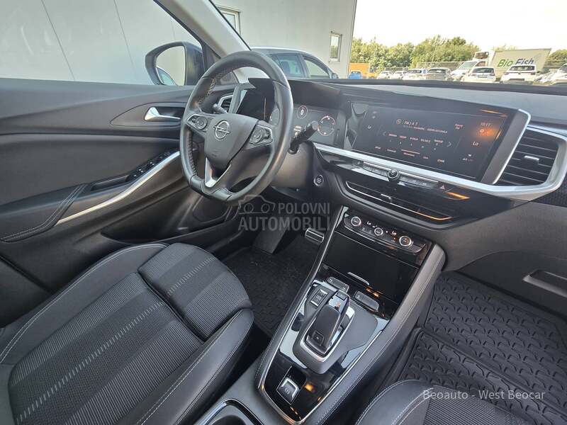 Opel Grandland TURBO AT