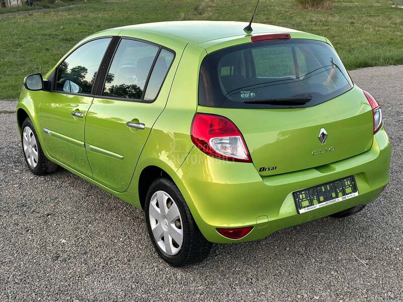 Renault Clio 