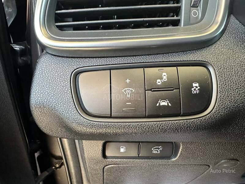 Kia Sorento 2.2 CRDI  A/T  4x4