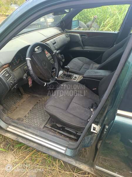 Mercedes Benz E 290 