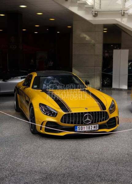 Mercedes Benz GT-R AMG 63