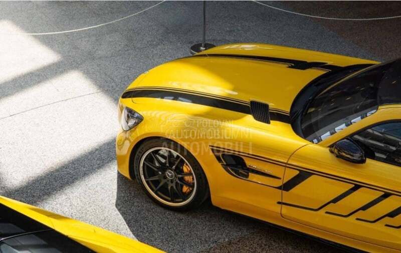 Mercedes Benz GT-R AMG 63