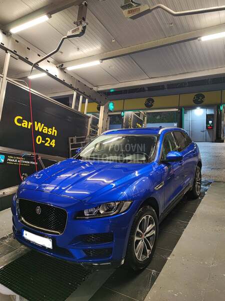 Jaguar F pace 