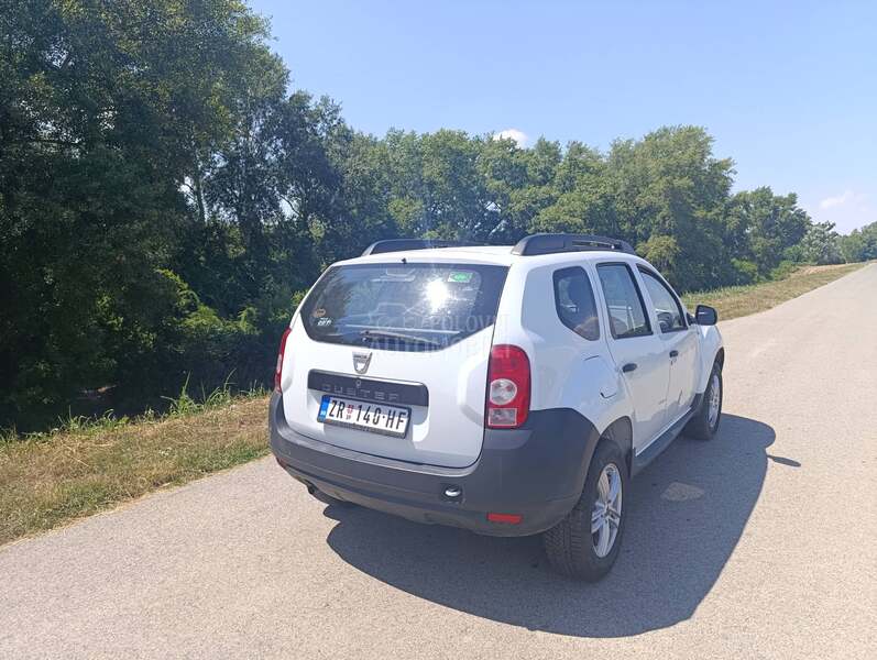 Dacia Duster 1.6